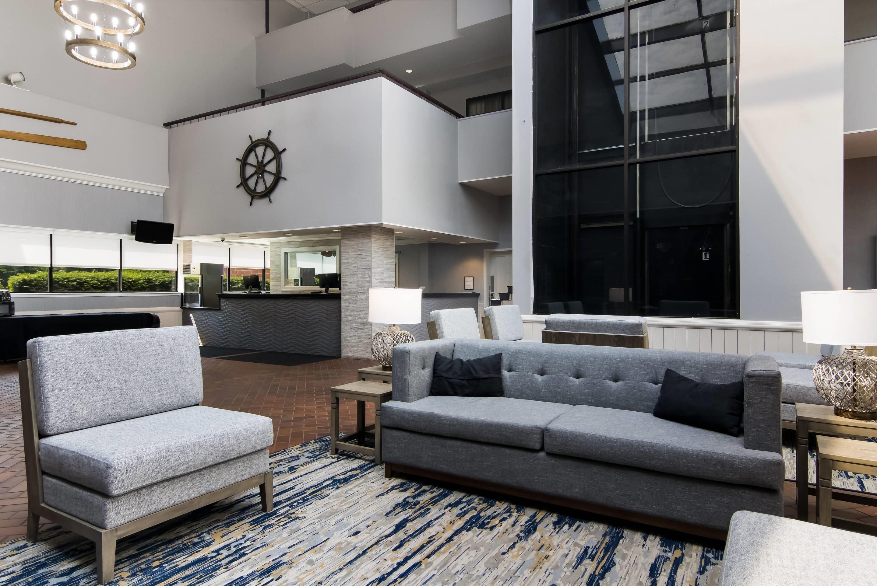 The Inn on Maritime Bay, an Ascend Collection Hotel - Manitowoc - Area lounge