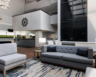 The Inn on Maritime Bay Ascend Hotel Collection - Manitowoc - Lobby