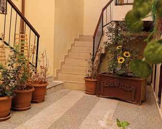 Sirvani Konagi - Gaziantep - Trappen