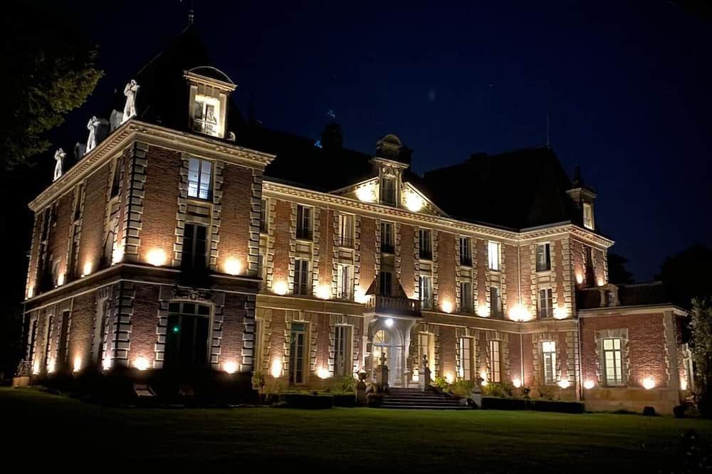 Chateau De La Bucherie thumbnail 3