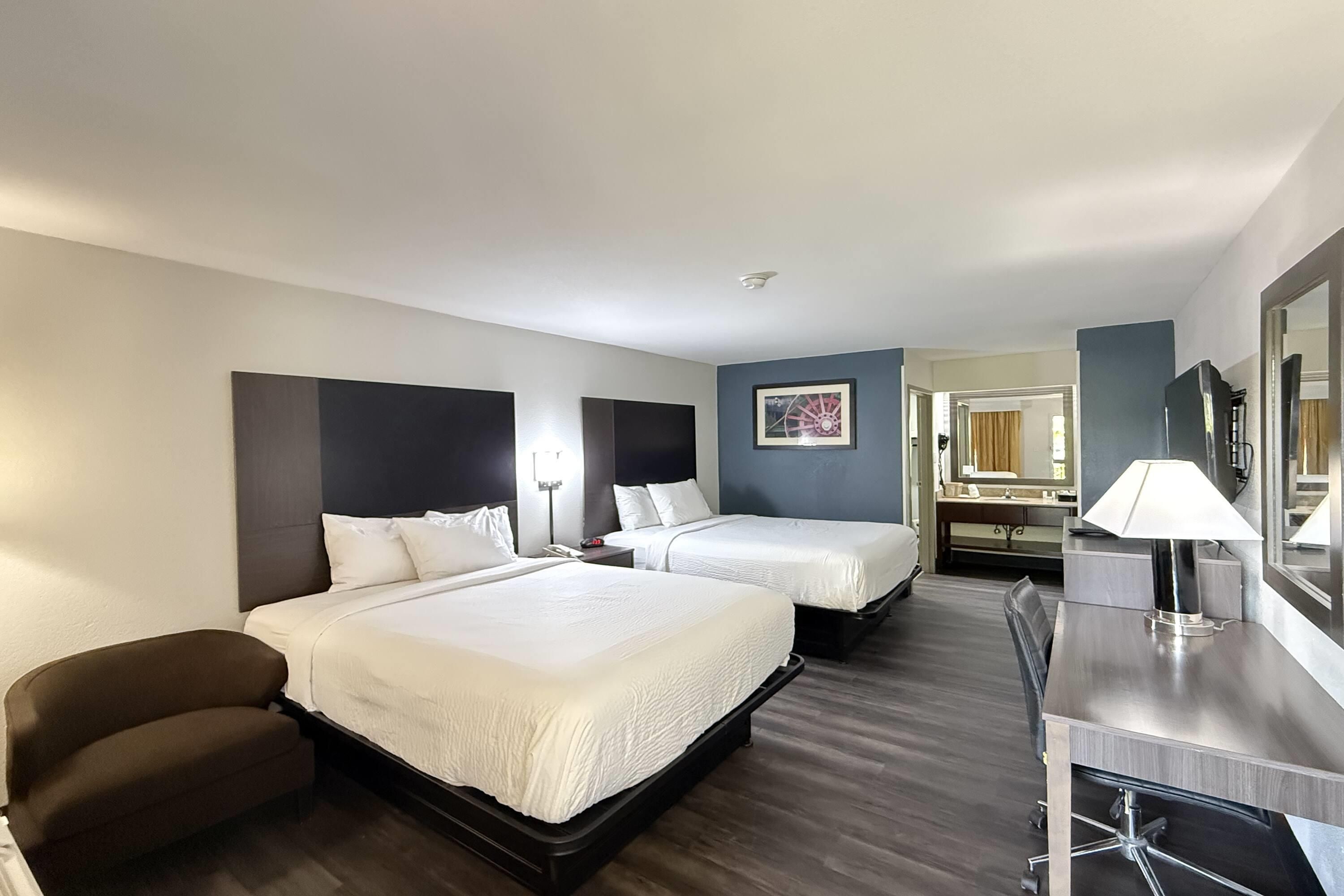 Baymont by Wyndham Tallahassee - טאלהאסי - חדר שינה