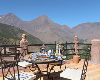 Dar Atlas Charme - Imlil - Balcó