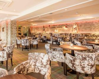 دك باي هوتل - بالوتش - مطعم