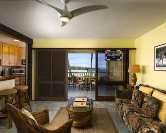Oceanview #104 at Hana Kai Maui - 1 Bedroom, Easy Access (no steps), Great View! - Hana - Living room