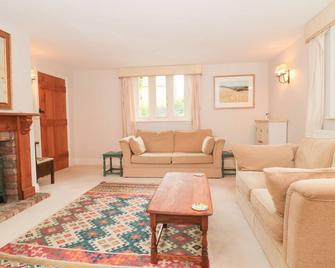 The Reading Room - Crewkerne - Living room