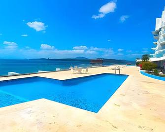Apartment in the Causeway Amador - Ciudad de Panamá - Piscina