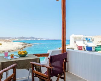 Manolis And Filio Home -By The Sea - Pachena - Balkón