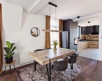 Loft Gryfita - Szczecinek - Eetruimte