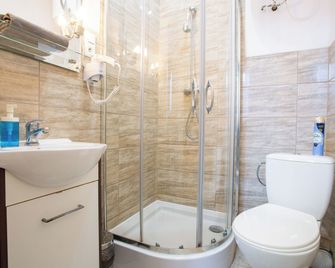 Moon Hostel Wroclaw - Wrocław - Baño