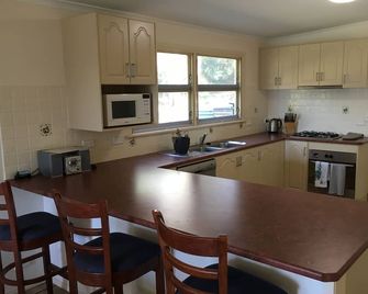 The Cottage at Shoalhaven Lodge, Absolute Waterfront - Longreach (Nueva Gales del Sur) - Cocina