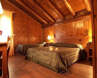 Club Esse Pila 2000 - Pila - Bedroom