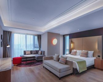 Campanile Hotel (Nanjing Xianlin University City Wanda Mall) - Nanjing - Bedroom