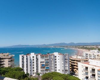 Rentalmar Blue Beach Apartments - Salou - Outdoor view