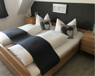 Gasthof zum Waldstein - Zell im Fichtelgebirge - Slaapkamer