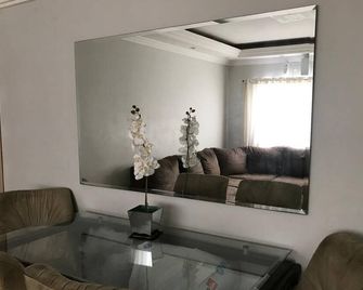 Apartment Near Beach - Sao Vicente (Brésil) - Salon