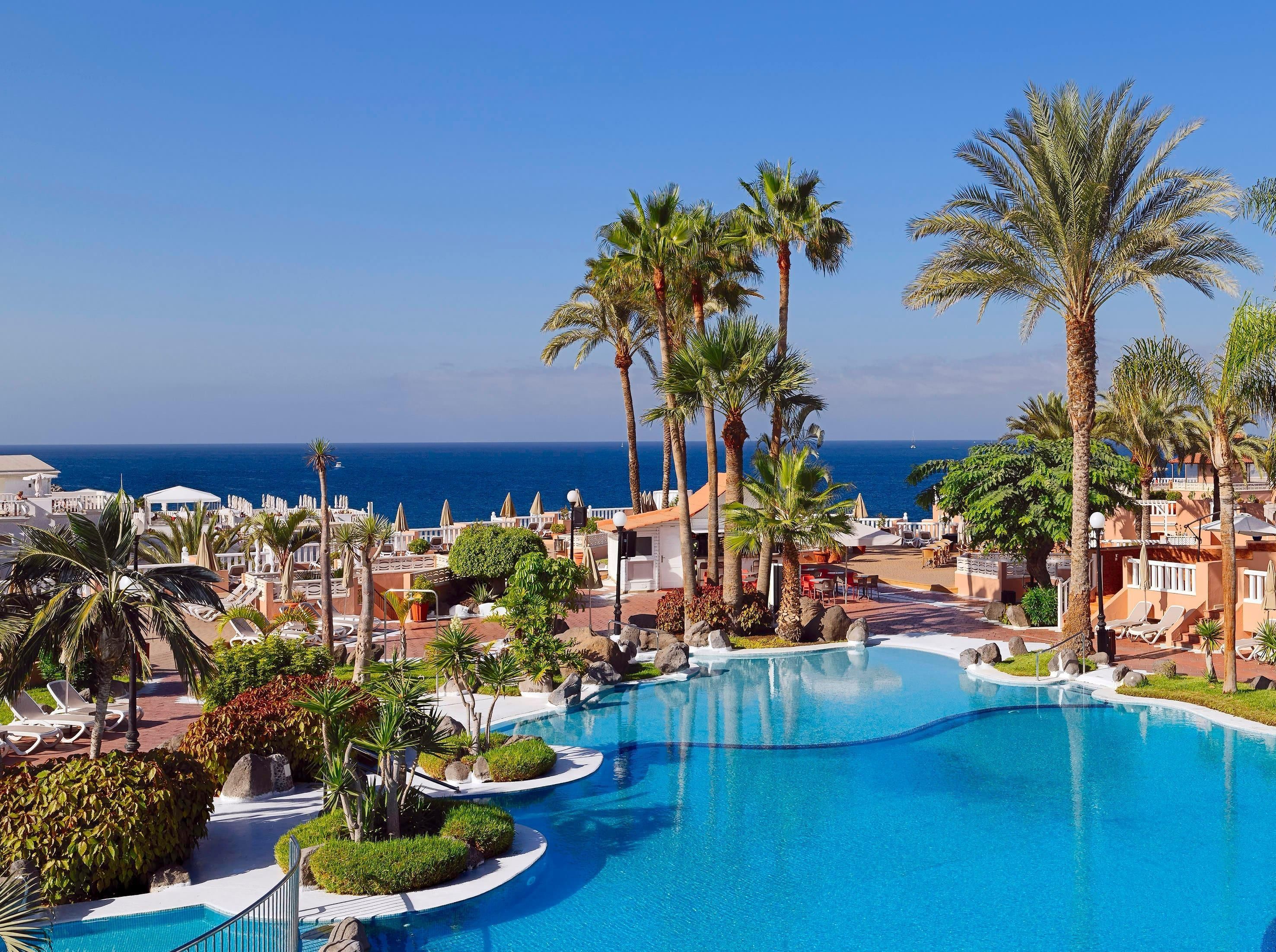 سول صن بيتش أبارتامينتوس - اديجي - حوض السباحة