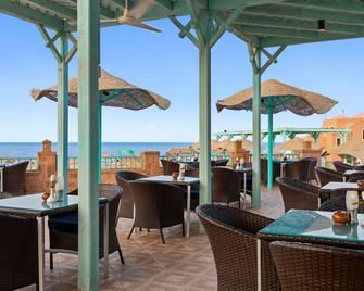 Radisson Blu Resort, El Quseir - Al-Qusair - Restaurace
