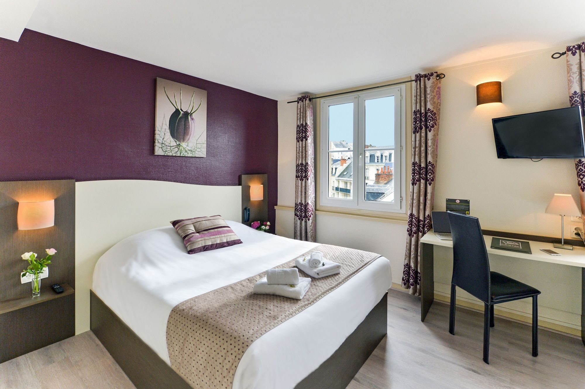 Cristal Hôtel Restaurant - Logis Hotels - סאומו - חדר שינה