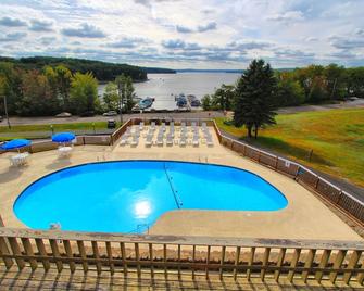 Tanglwood Resort - Hawley - Pool