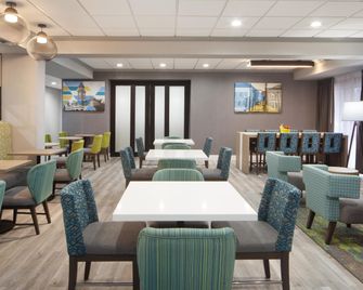 Hampton Inn Greenville - Ґрінвілл - Ресторан