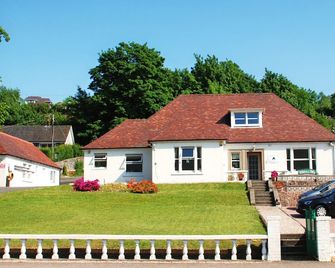 The Willows - Room Only Accommodation - Fort William - Building