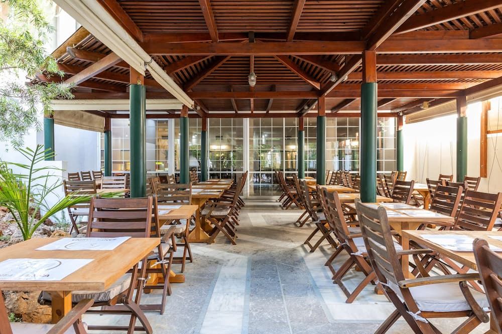 سانتا مارينا يونيك هوتل