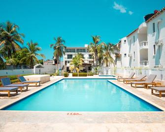 Twin Superior Con Vista A La Piscina A Pie De Playa - Covenas