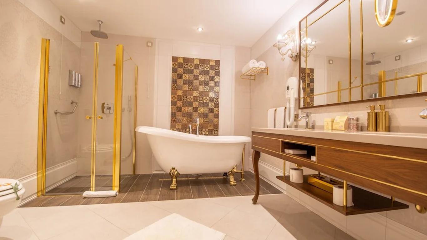 Izmir Palas Hotel
