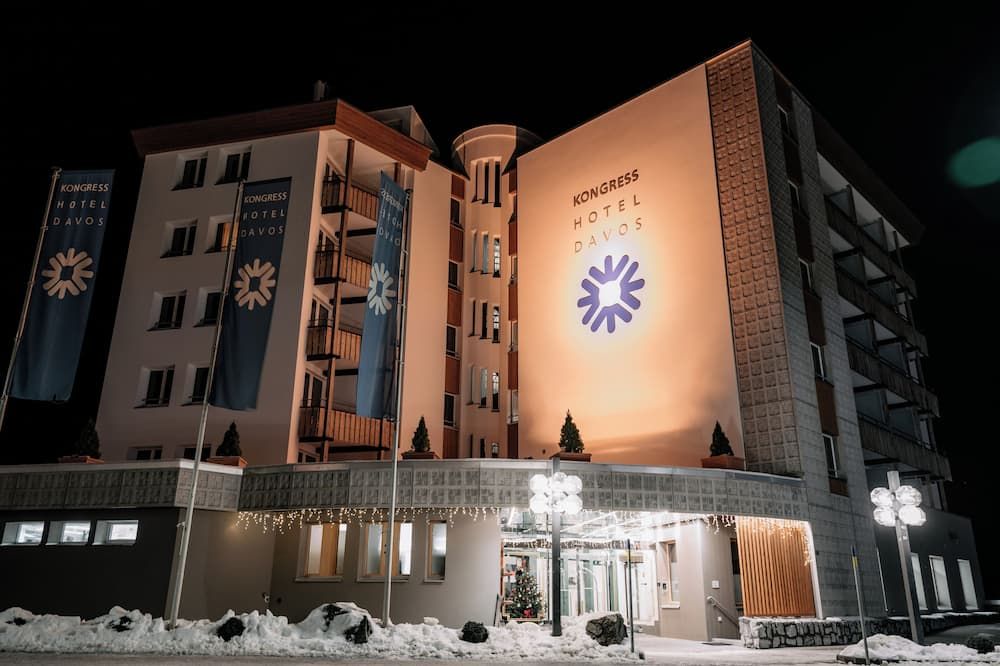 Kongress Hotel Davos - דאבוס - בניין