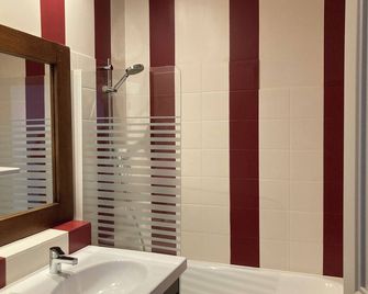 La Chatelleraie - Maurs - Salle de bain
