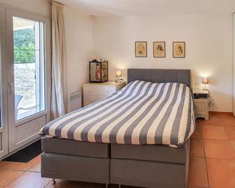 Lovely Home In Le Poujol Sur Orb - Le Poujol-sur-Orb - Habitación