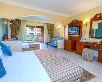 Titanic Beach - Families and Couples only - Hurghada