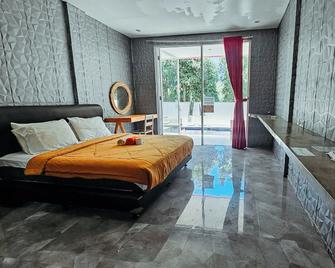 Margarita Surf Hostel Canggu - North Kuta - Schlafzimmer