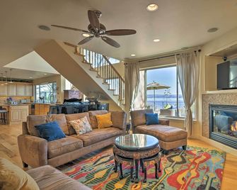 'Casa d'Amore': Extravagant Lakefront Villa! - Granite Bay - Sala de estar