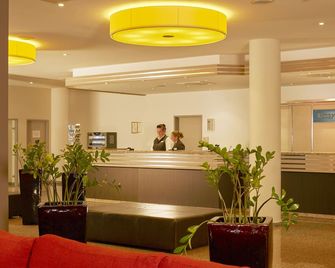 H+ Hotel Leipzig-Halle - Halle (Saale) - Rezeption