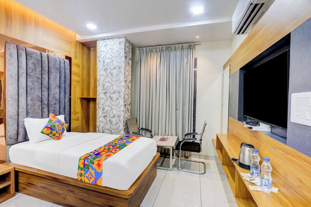 Fabhotel Vishnu Grand - Rājahmundry - Schlafzimmer