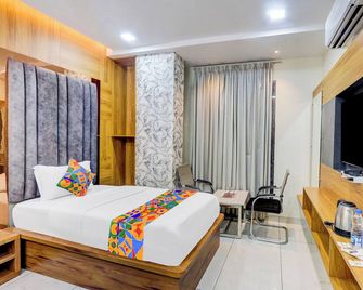 Fabhotel Vishnu Grand - Rājahmundry - Schlafzimmer