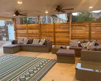 Explorer's Haven, Venture Base Unit 5 - Kanab