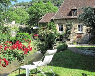 Le Moulin De La Beune - Les Eyzies-de-Tayac-Sireuil - Patio
