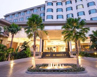 The Grand Riverside Hotel - Phitsanulok - Edificio
