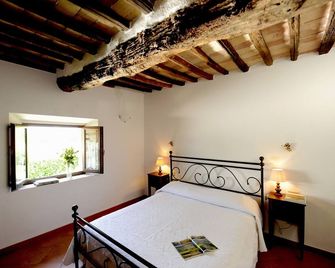 Farmhouse Il Canneto apartment in the countryside of Siena and San Gimignano - Casole d'Elsa - Bedroom
