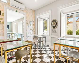 Casa do Jasmim by Shiadu - Lisboa