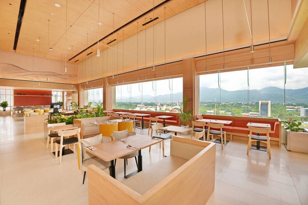 سيتيتل إكسبريس إيبوه - إيبوه - مطعم