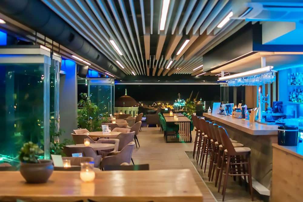 Hotel Brascos - ריתימנו - בר