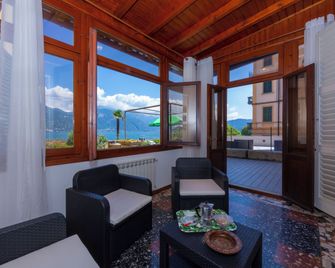Casa Mira Al Lago - Menaggio - Living room