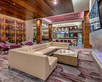 Courtyard by Marriott Raleigh Cary/Parkside Town Commons - Cary - Lounge