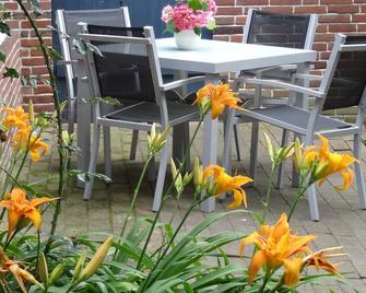 Relaxing days at the foot of the Weyerberg in Worpswede - Worpswede - Innenhof