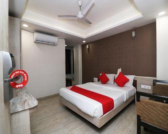 Hotel Smriti Star - Bhopal - Camera da letto