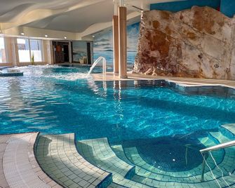 Redcastle Hotel, Golf & Spa - Moville - Piscina