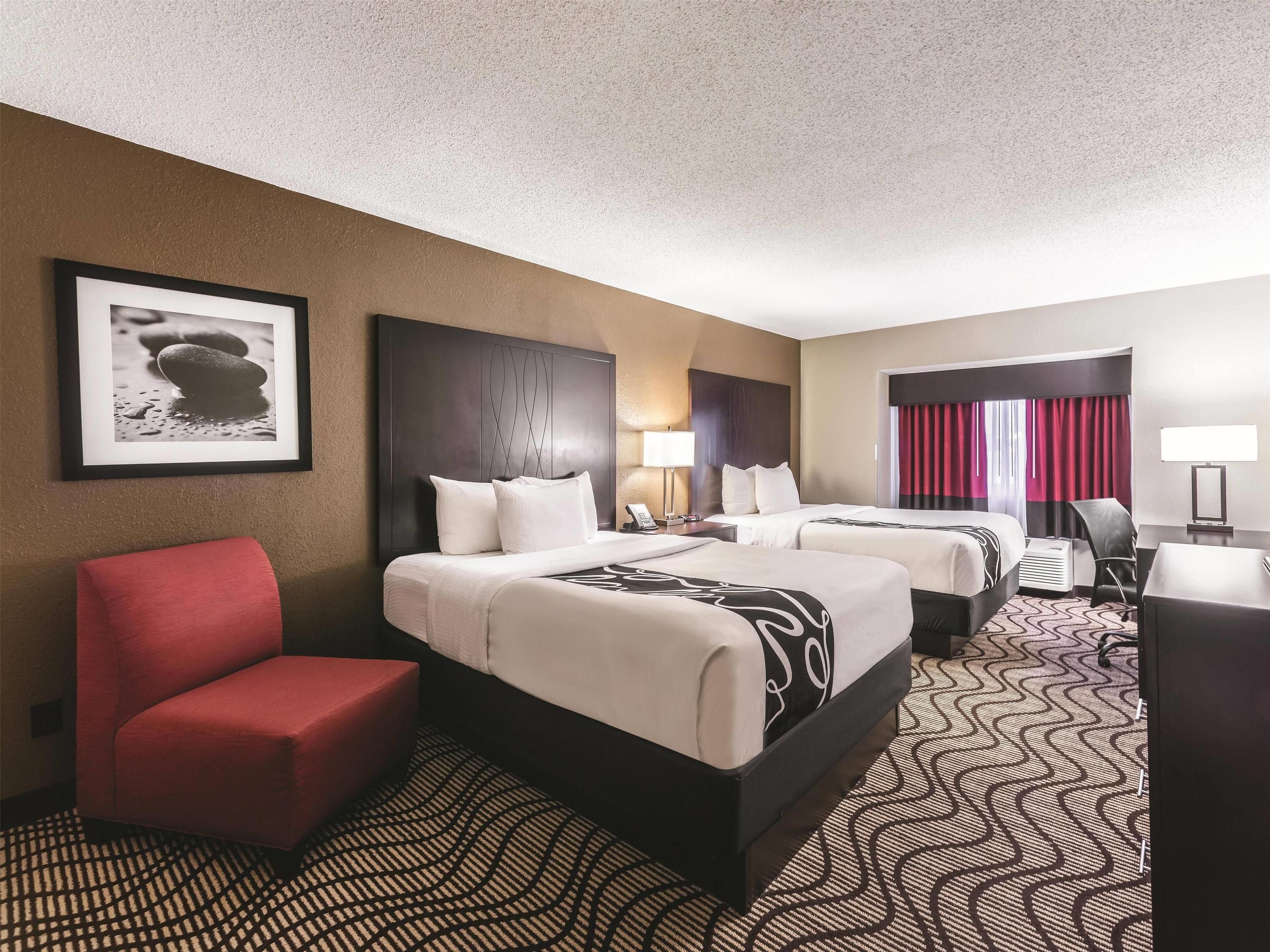 La Quinta Inn & Suites by Wyndham Collinsville - St. Louis - Collinsville - Habitación